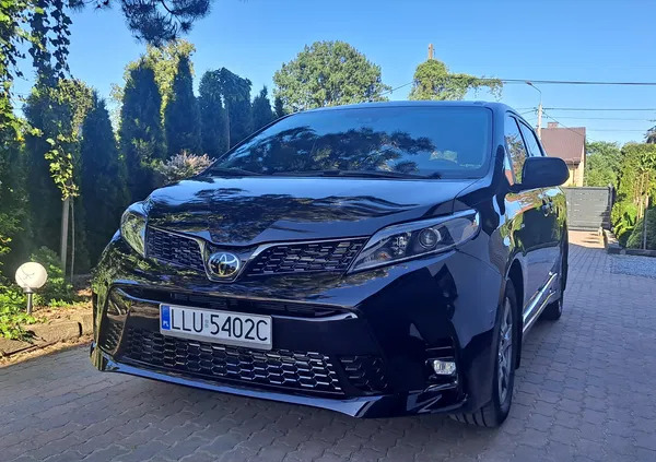 samochody osobowe Toyota Sienna cena 169000 przebieg: 29000, rok produkcji 2020 z Łuków